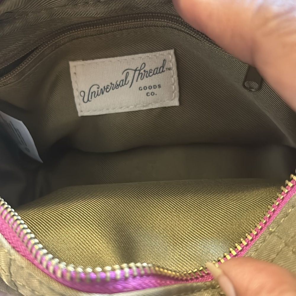 Universal Thread Small Crossbody Bag - image 7